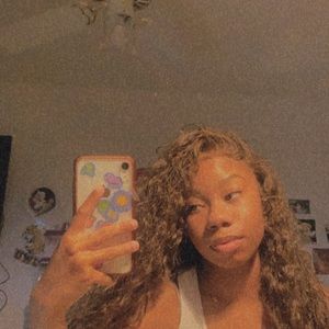 Meet your Posher, Zolari